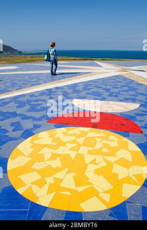 Ziegel Kompass in der Nähe des Turms des Herkules Leuchtturm, La Coruna City, Galicien, Europa Stockfoto