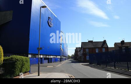 Liverpool, Großbritannien. Mai 2020. Everton's Goodison Park Stadion während der Aussetzung der Premier League. Ein Blick auf eine verlassene Goodison Road Credit: Action Plus Sports/Alamy Live News Stockfoto