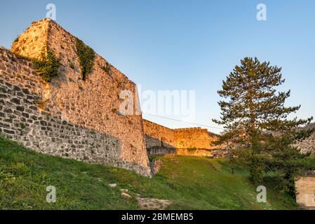 Wälle an der Festung in Jajce, Zentralbosnien Kanton, Bosnien und Herzegowina, Südosteuropa Stockfoto