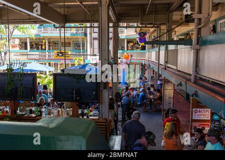 Unten das Hatch Fischrestaurant, The Wharf, Lahaina, Maui Stockfoto