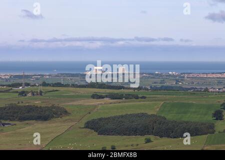 Blick auf Heysham Kernkraftwerke von Clough, Quernmore, Lancashire, Großbritannien Stockfoto