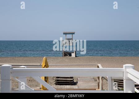 Ostia, Italien. Mai 2020. Die Strände in Ostia, nahe Rom, sind am Morgen des 9. Mai 2020 geschlossen, während Phase 2 der Covid-19-Pandemie (Foto: Matteo Nardone/Pacific Press) Quelle: Pacific Press Agency/Alamy Live News Stockfoto