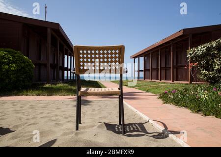 Ostia, Italien. Mai 2020. Die Strände in Ostia, nahe Rom, sind am Morgen des 9. Mai 2020 geschlossen, während Phase 2 der Covid-19-Pandemie (Foto: Matteo Nardone/Pacific Press) Quelle: Pacific Press Agency/Alamy Live News Stockfoto