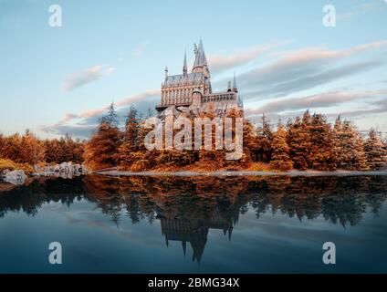 Hogwarts Schloss im Universal Studio Japan im Herbst Stockfoto