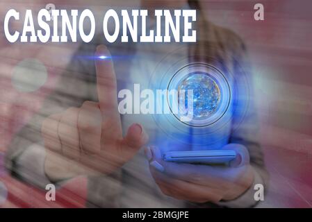 Word Writing Text Casino Online. Business-Foto präsentiert Computer Poker Spiel Gamble Royal Bet Lotto High Stakes Elemente dieses Bildes eingerichtet von Stockfoto