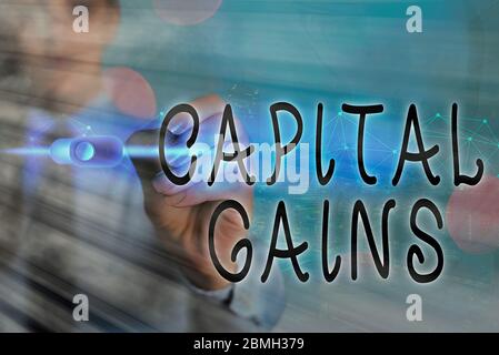 Schriftliche Notiz mit Kapitalgewinnen. Geschäftskonzept für Anleihen Aktien Aktien Gewinn Einkommensteuer Investmentfonds Stockfoto