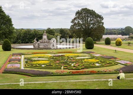 Formelle Gärten, Witley Court, Worcestershire, England, Großbritannien Stockfoto