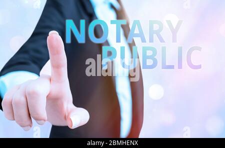Textschild mit Notar Public. Business Foto Text Legalität Dokumentation Genehmigung Zertifizierungsvertrag Stockfoto