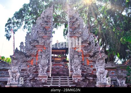 Pura Dalem Desa Pakraman Ubud, Bali, Indonesien. Stockfoto