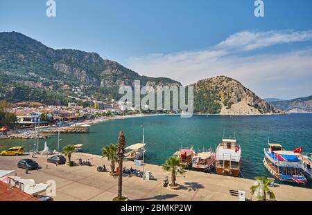 Medterranean Küstenlinie und Cottage Dorf in der Nähe von Sidari Vorort von Marmaris Resort Stadt in der Türkei. Stockfoto