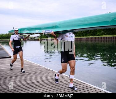 Die Athleten in Deutschland sind acht in zwei Gruppen. GES./ Training Deutschland-Achter, Dortmund 10. Mai 2020 GES/Training der deutschen Acht Rudern, Dortmund. 05/10/2020 weltweit Stockfoto