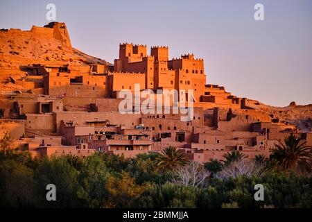 Marokko, hoher Atlas, Dades Valley, Ksar von Ait-Ben-Haddou, von der UNESCO zum Weltkulturerbe erklärt Stockfoto