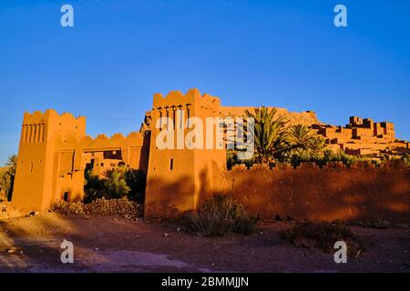 Maroc, Haut Atlas, Vallée du Dadès, Ksar d'Aït-Ben-Haddou, classé Patrimoine Mondial de l'UNESCO // Marokko, hoher Atlas, Dades Valley, Ksar von Ait-Ben Stockfoto