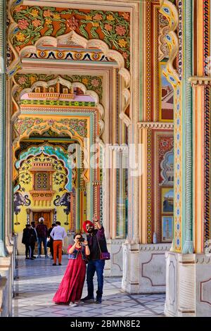 Indien, Rajasthan, Jaipur die rosa Stadt, der Patrika Gate Palast Stockfoto