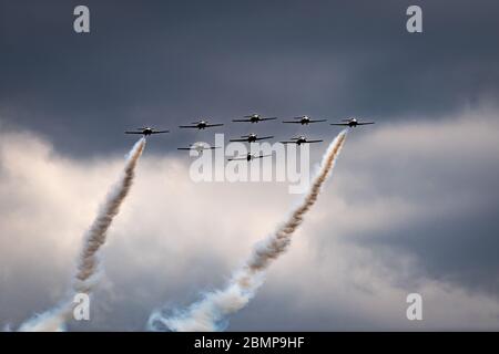 RCAF Snowbirds führen Luftakrobatik über London Ontario in der Operation Inspiration Stockfoto