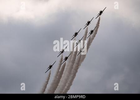 RCAF Snowbirds führen Luftakrobatik über London Ontario in der Operation Inspiration Stockfoto