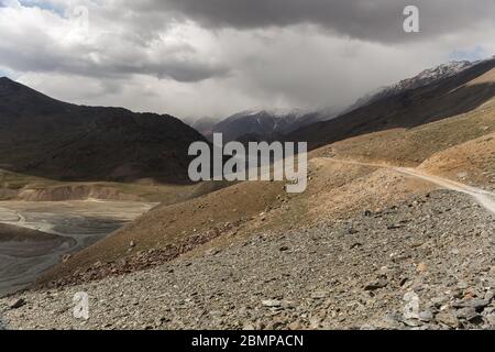 Chandra Valley in höher alpinem Himalaya, Indien Stockfoto