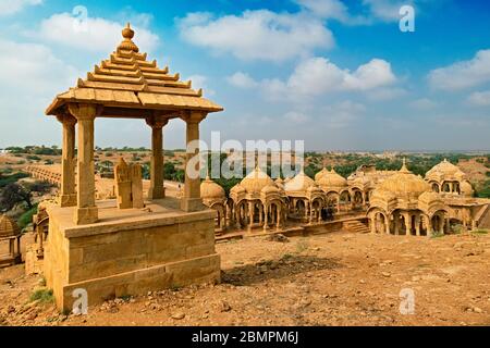 Bada Bagh cenotaphs hinduistischen Grab Mausoleum . Jaisalmer, Rajasthan, Indien Stockfoto