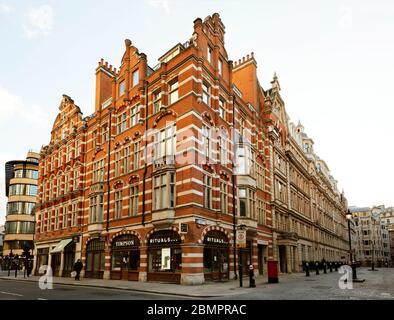 Boston House auf 63-64 New Broad Street, an der Ecke der Old Broad Street. London, Mai 2020 Stockfoto