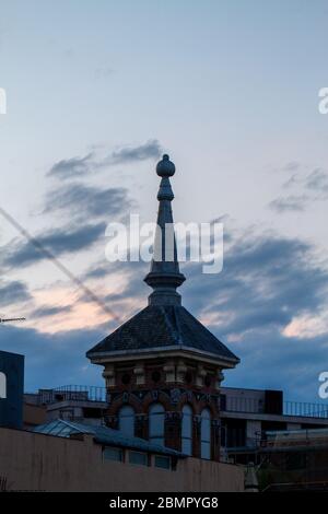 Madrid, Spanien-April 1-30 2020: Blick auf Madrid, da die Stadt mit der Sperrung durch Coronavirus(COVID-19) Infektionskrankheit durch SARS-Virus fertig wird. Stockfoto