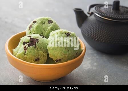 Eis mit Tee Matcha Stockfoto