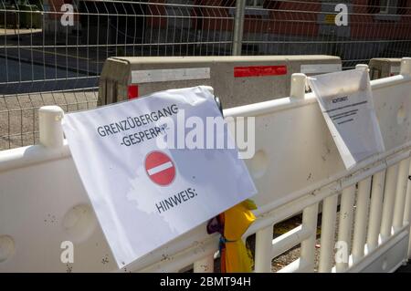 Constance, Deutschland. Mai 2020. Durch die Ausbreitung des Corona-Virus haben die Schweiz und Deutschland ihre Grenzen geschlossen. Konstanz, 9. Mai 2020 Quelle: dpa/Alamy Live News Stockfoto