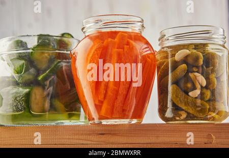 Fermentierte konservierte vegetarische Küche Konzept Stockfoto