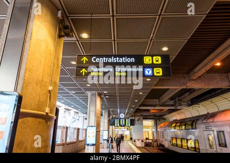 Stockholm Central Station, ein Bahnhof in Stockholm, Schweden, im Stadtteil Norrmalm in Vasagatan oder Central Plan. Stockfoto