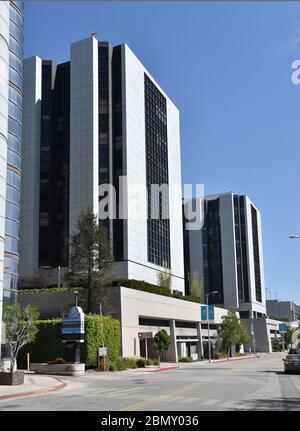 Los Angeles, CA/USA - 9. Mai 2020: Cedars Sinai Medical Center und Krankenhaus in Beverly Hills Stockfoto