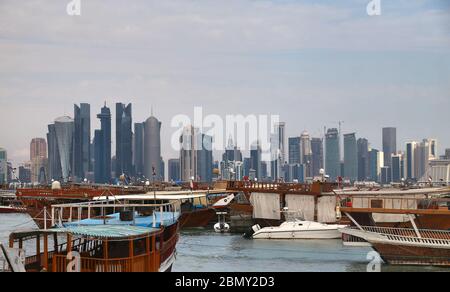 Doha ,Katar 15. November 2018 der Blick auf den hafen von doha, Katar vom Museum für Islamische Kunst Stockfoto