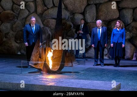 Sekretär Pompeo und Frau Pompeo besuchen Yad Vashem in Jerusalem US-Außenminister Michael R. Pompeo und Frau Susan Pompeo besuchen Yad Vashem in Jerusalem, Israel am 21. März 2019. Stockfoto