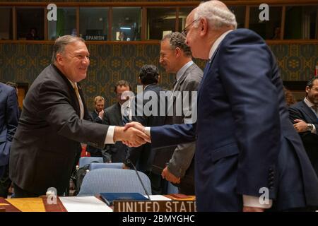 Minister Pompeo nimmt an der Sitzung des UN-Sicherheitsrates über Frieden und Sicherheit im Nahen Osten Teil US-Außenminister Michael R. Pompeo nimmt an einer Sitzung des UN-Sicherheitsrates über Frieden und Sicherheit im Nahen Osten Teil, die am 20. August 2019 in New York City, New York, stattfindet. Stockfoto