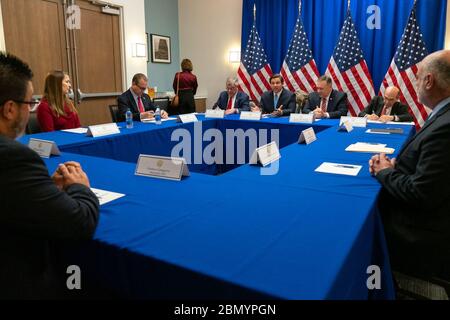 US-Außenminister Michael Pompeo nahm am 23. Januar 2020 an einem Rundtischgespräch mit dem Gouverneur von Florida, Ron DeSantis, in Miami, Florida, Teil, in dem zentrale Fragen der staatlichen und nationalen Regierungsführung behandelt werden. Stockfoto