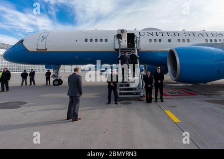 Sekretär Pompeo verlässt München US-Außenminister Michael R. Pompeo verlässt München, Deutschland, am 15. Februar 2020. Stockfoto