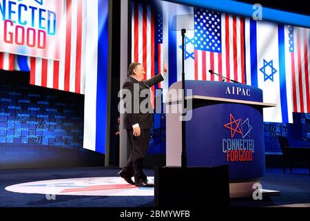 Sekretär Pompeo spricht auf der AIPAC Policy Conference US-Außenminister Michael R. Pompeo hält seine Rede auf der AIPAC Policy Conference, in Washington, D.C., am 25. März 2019. Stockfoto