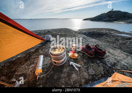 Camping auf der Insel Ryssklobben, Inkoo, Finnland Stockfoto