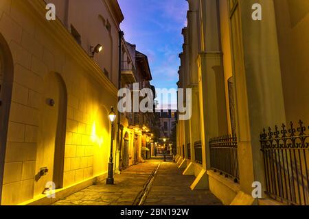 Pirates Alley Abend, Faulkner Haus French Quarter Saint Louis Cathedral Älteste Kirche Usa New Oreeans Louisiana Stockfoto