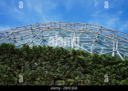 Außenarchitektur und Design der geodätischen Wintergartenkuppel von Climatron im 'Missouri BOTANICAL GARDEN' - Saint Louis Town, MO Stockfoto