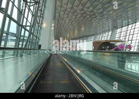 Jakarta, Indonesien - 2. Februar 2017: Leere Abflughalle am internationalen Flughafen Soekarno-Hatta in Jakarta, Indonesien Stockfoto