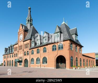 Historisches, größtes Zugterminal im Liberty State Park, erbaut von Abraham Lincoln Bush, bekannt als das Eisenbahngebäude im Bush-Stil (nicht mehr in Gebrauch). Stockfoto