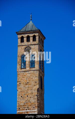 Turmuhr im Zentrum von Bascarsija der Stadt Sarajevo Stockfoto