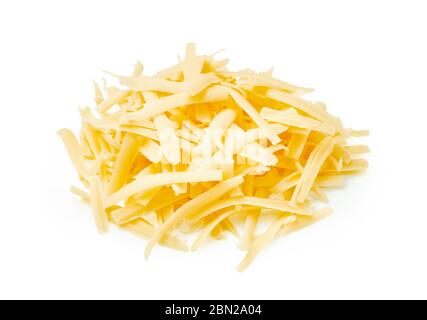 Geriebenen Käse auf weißem Hintergrund. Scheiben Käse. Stockfoto