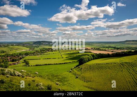 Kingston, Lewes UK, 12. Mai 2020: Wechselhaftes Wetter auf der Spitze der South Downs, bei Kingston, nahe Lewes, East Sussex heute Morgen. Kredit: Andrew Hasson/Alamy Live News Stockfoto