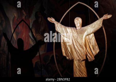 Kirche des Heiligen Ferdinand des Ternes. Christus in Herrlichkeit. Frankreich. Stockfoto