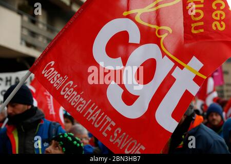 Straßendemonstration gegen Rentenreform. Saint Gervais les Bains. Frankreich. Stockfoto