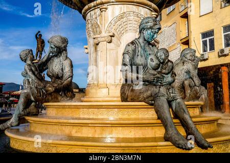 Mütterbrunnen in Skopje, Republik Mazedonien. Stockfoto