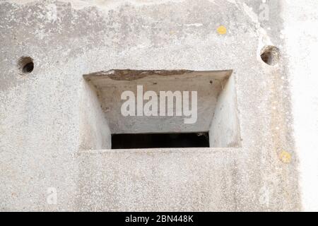 Kommandobunker in Zandvoorde, Belgien. Gut erhaltener deutscher Kommandobunker, der in der Schlacht am Ypern im Ersten Weltkrieg eingesetzt wurde. Stockfoto