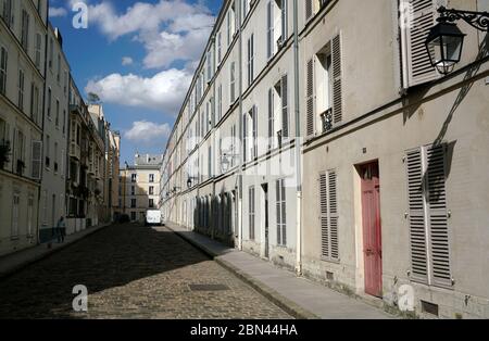 Die Arbeiterhäuser des 19. Jahrhunderts stehen in der Passage d'Enfer Montparnasse-Viertel.Paris.Frankreich Stockfoto