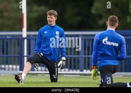 Gelsenkirchen, Deutschland. 2020. Mai 05. firo 12/2020/2019, Fußball, Saison 2020/04, Bundesliga, POOLFOTOS - Training FC Schalke 04, Alexander NUBEL (FC Schalke  ) Quelle: dpa/Alamy Live News Stockfoto