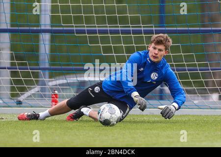 Gelsenkirchen, Deutschland. 2020. Mai 05. firo 12/2020/2019, Fußball, Saison 2020/04, Bundesliga, POOLFOTOS - Training FC Schalke 04, Alexander NUBEL (FC Schalke  ) Quelle: dpa/Alamy Live News Stockfoto